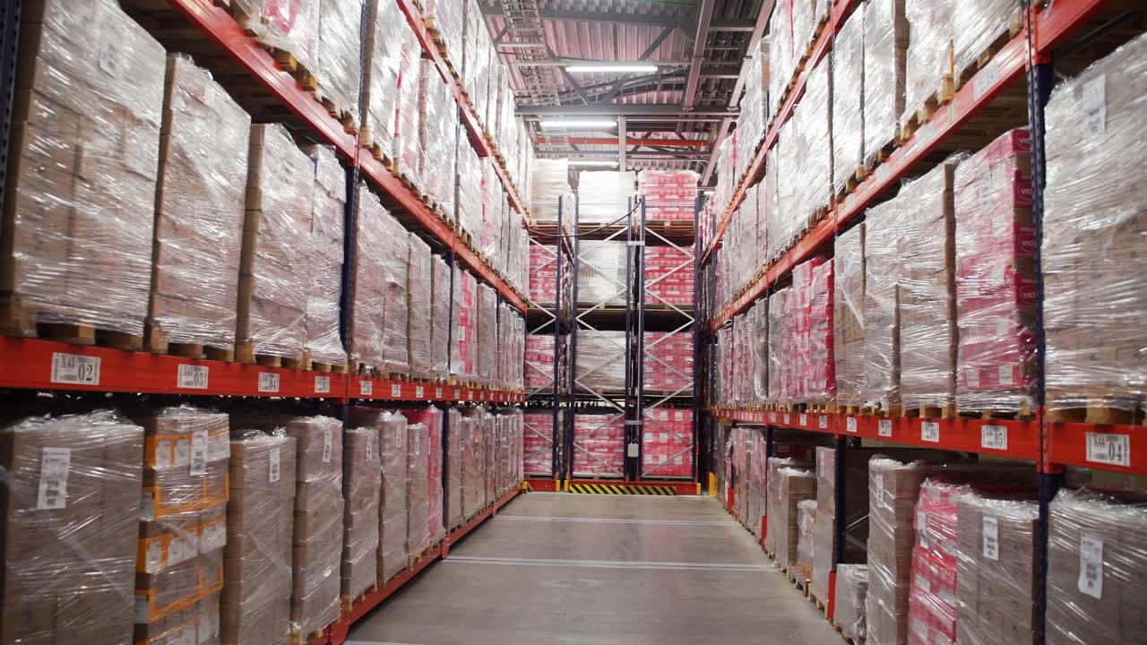 instalación de almacenamiento en almacén