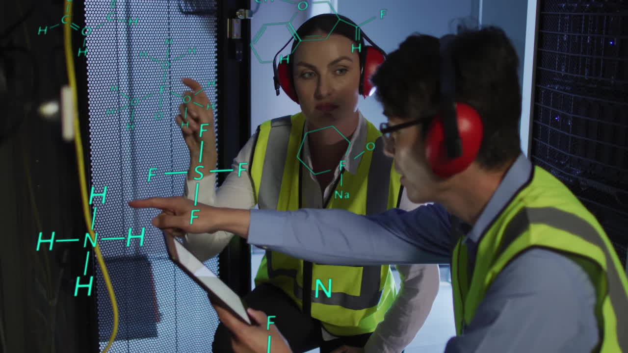 다양한 it 기술자에 의해 서버에 의해 과학 데이터 처리의 애니메이션