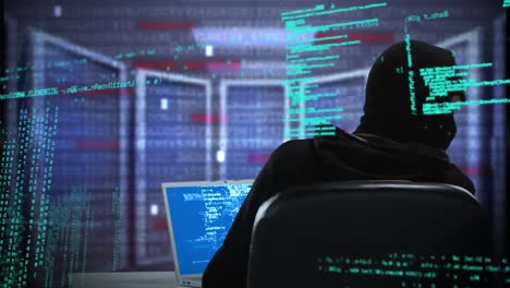 hacker che indossa una maschera