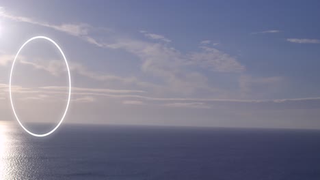 animación de iconos y procesamiento de datos sobre nubes y mar.