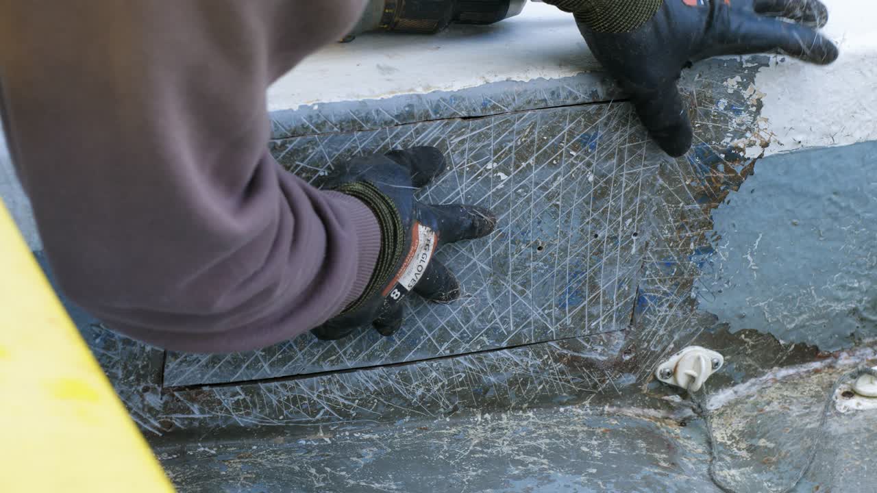 Fitting fiberglass section in boat bulkhead
