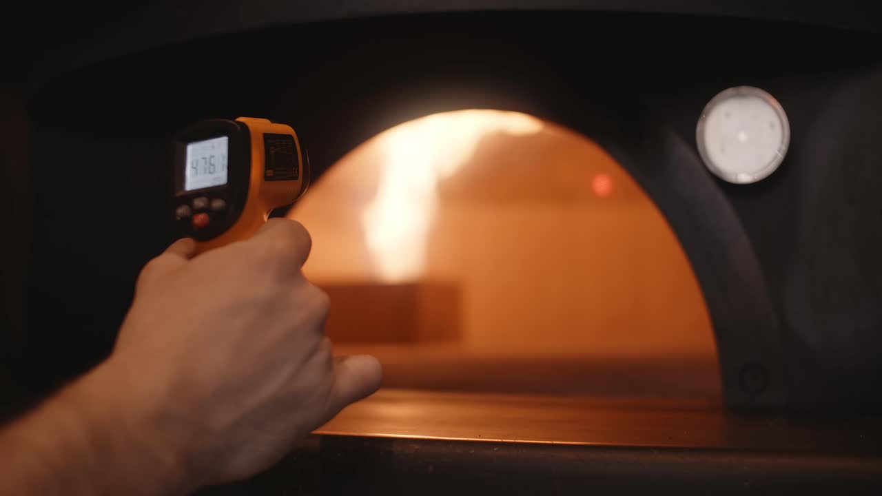 Checking Pizza Oven Temperature