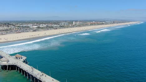 playa de huntington volando sobre el muelle