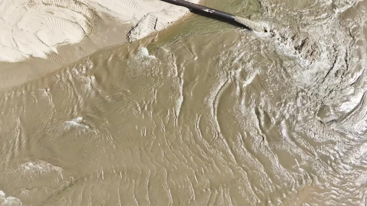 un movimiento espiral de proximidad cercana