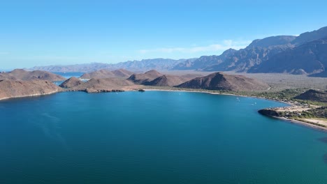 lateral shot of loreto bay in baja california sur