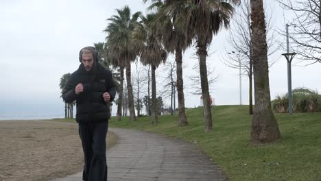 Young-Man-Jogtrot-In-Park