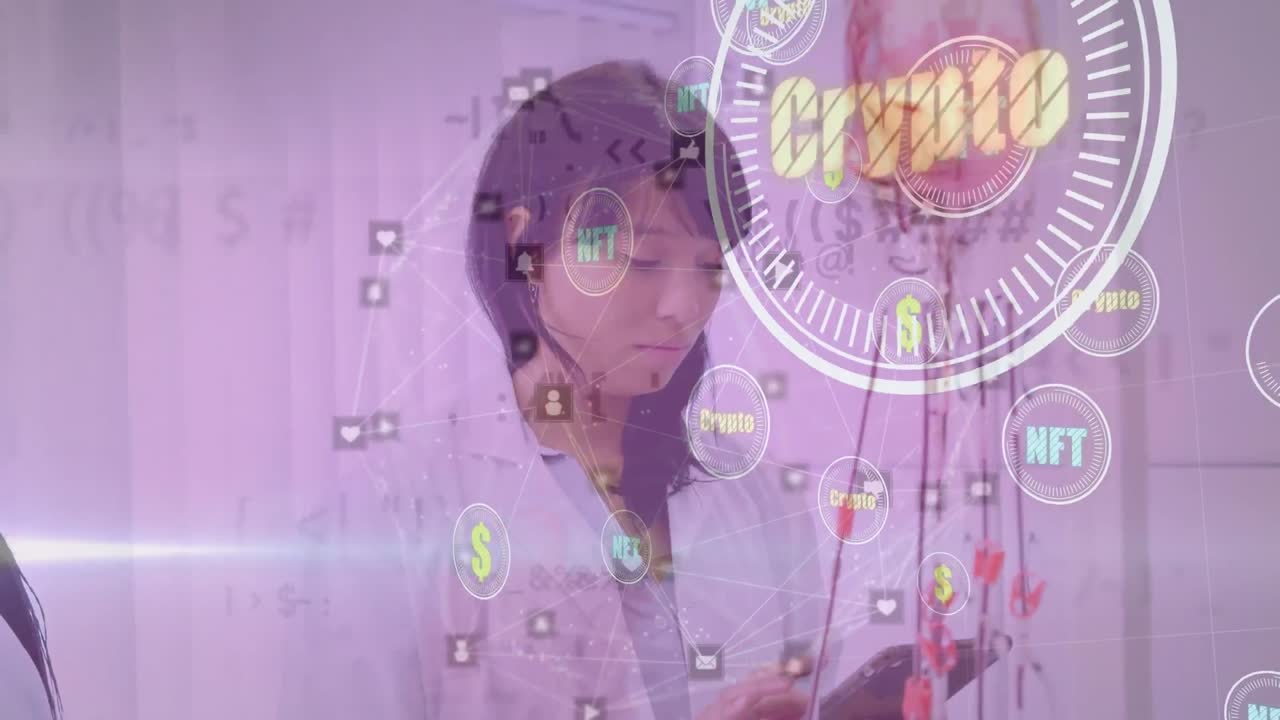 animación de la red de conexiones a través de una doctora biracial usando una tableta.