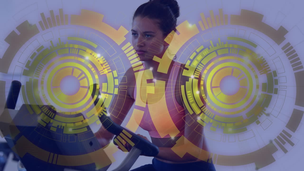 animación de escaneo de alcance sobre mujeres deportistas caucásicas personas haciendo ejercicio en el gimnasio.