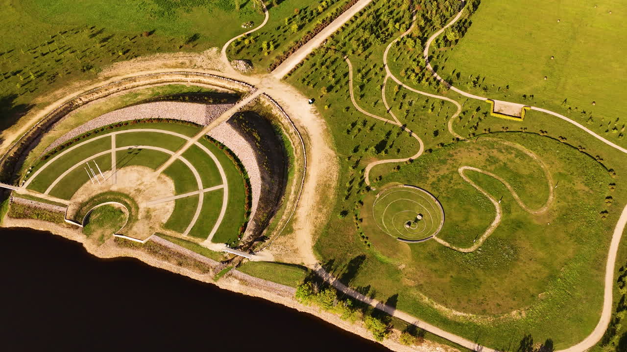 라트비아의 코크네즈 섬에 있는 리케다르츠 기념비.