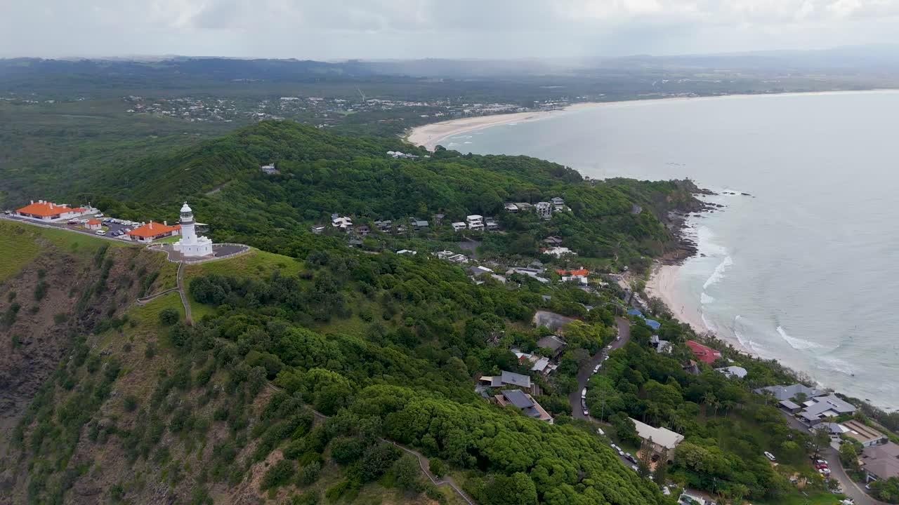 imágenes de drones de la costa y el paisaje del faro
