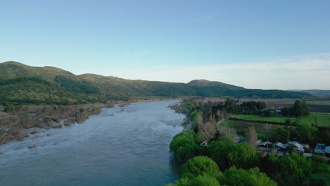 Loncomilla-River-Park-In-San-Javier-Maule,-Chile