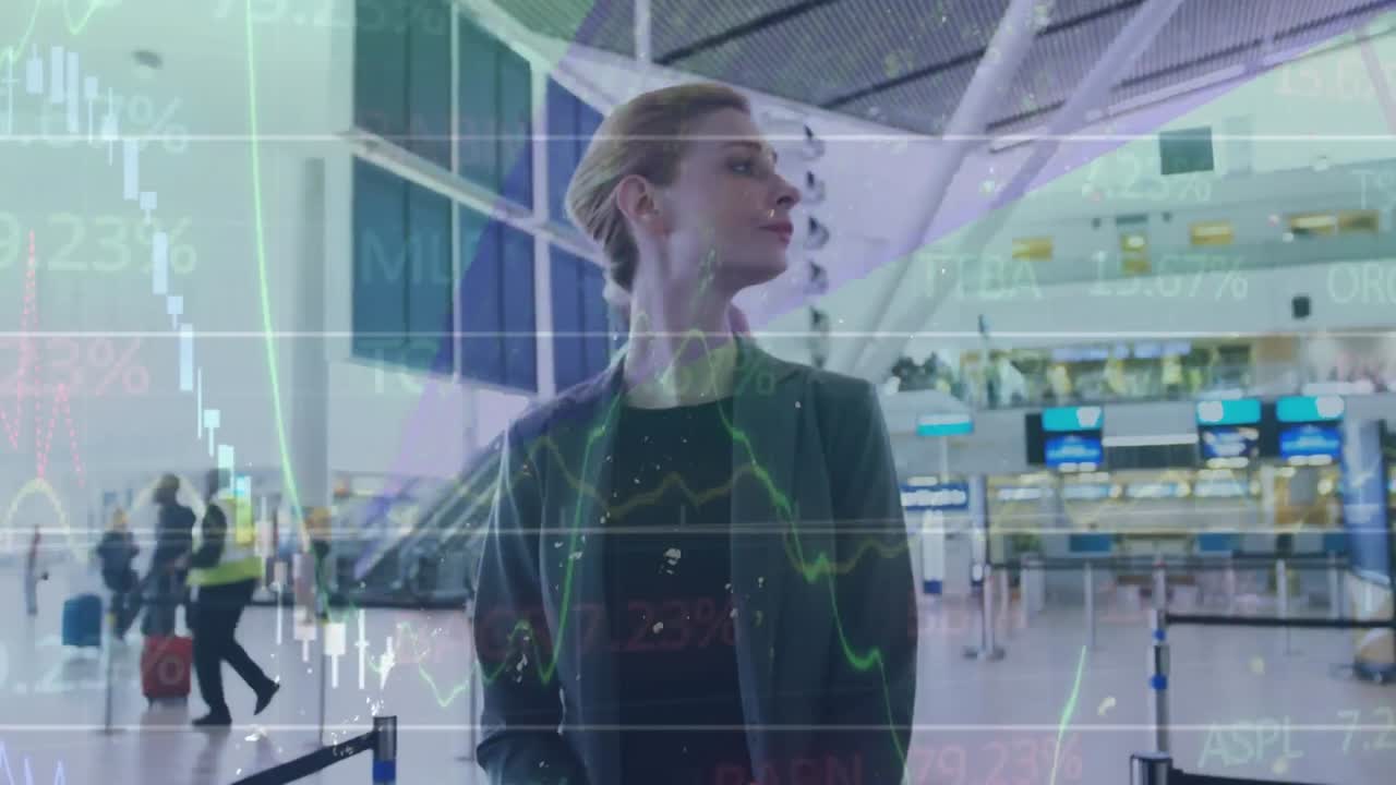 스마트 폰을 사용하는 다양한 비즈니스 사람들에 대한 데이터 처리 애니메이션