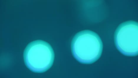 close up de las bombillas de panel de luz rgb que parpadean
