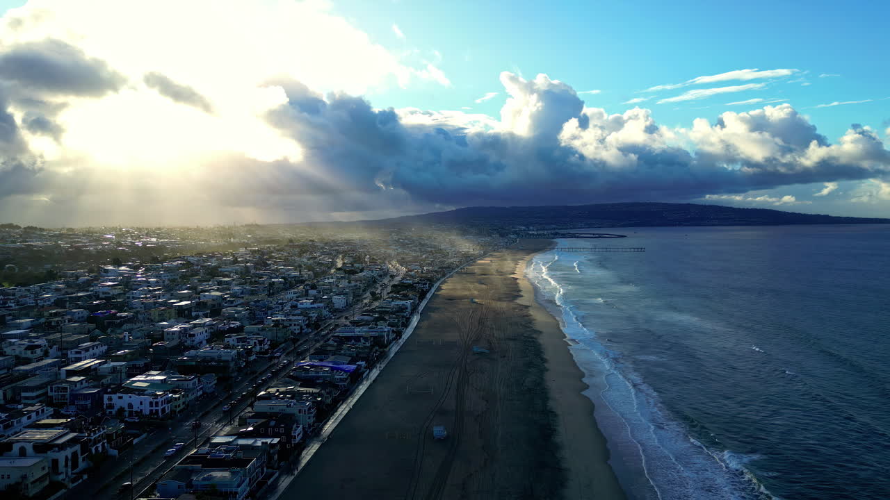 vista aérea de la playa de manhattan, california, estados unidos