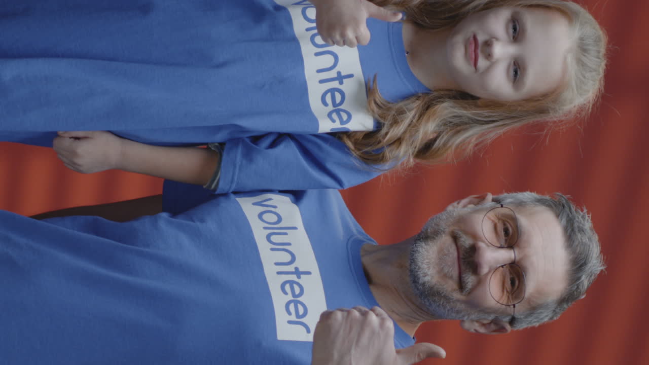Volunteers in blue t-shirts