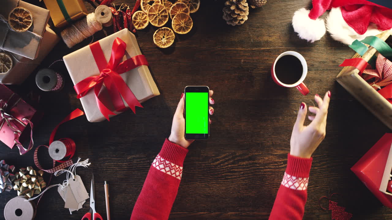 크리스마스 선물 포장 및 휴대 전화