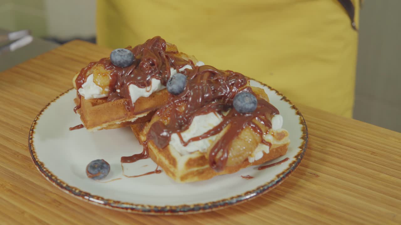 맛있는 초콜릿 바나나 와플