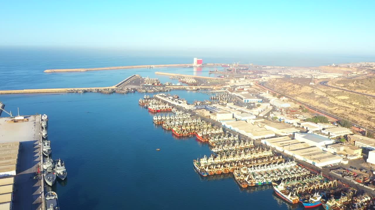 아가디르: 현대와 전통의 혼합물