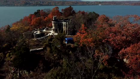 island autumn pushing in drone shot