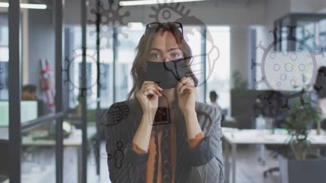 animación de iconos médicos sobre una mujer de negocios caucásica con máscara facial