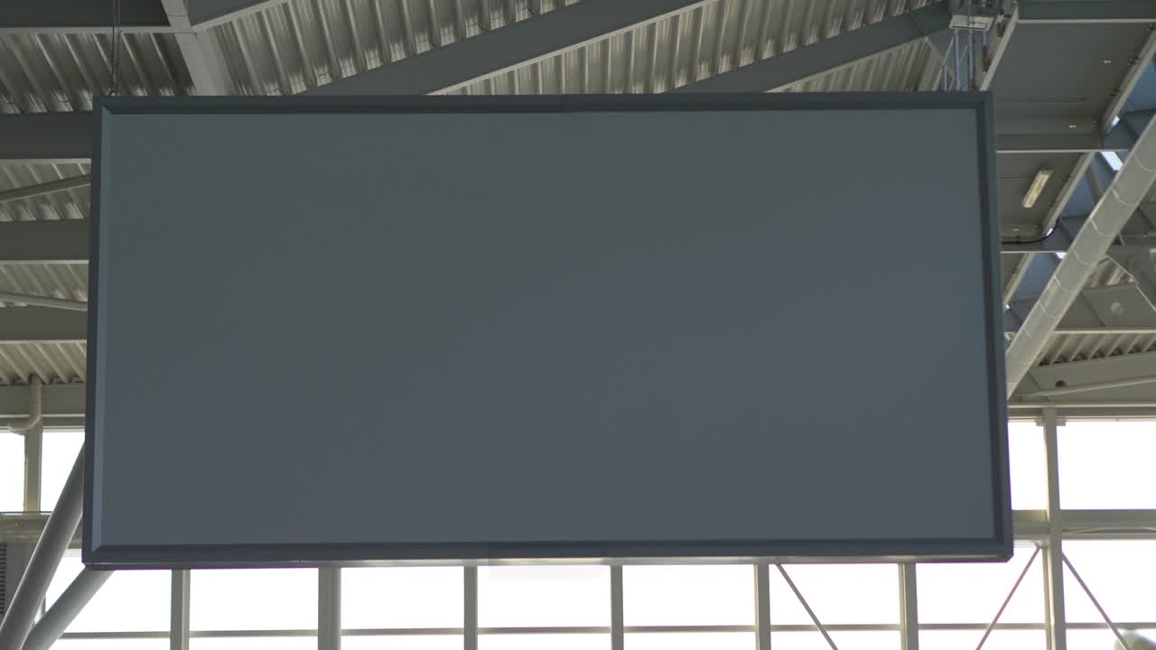 4k 느린 동작 60fps에서 사용자 정의 할 수 있는 빈 검은 광고 표지판