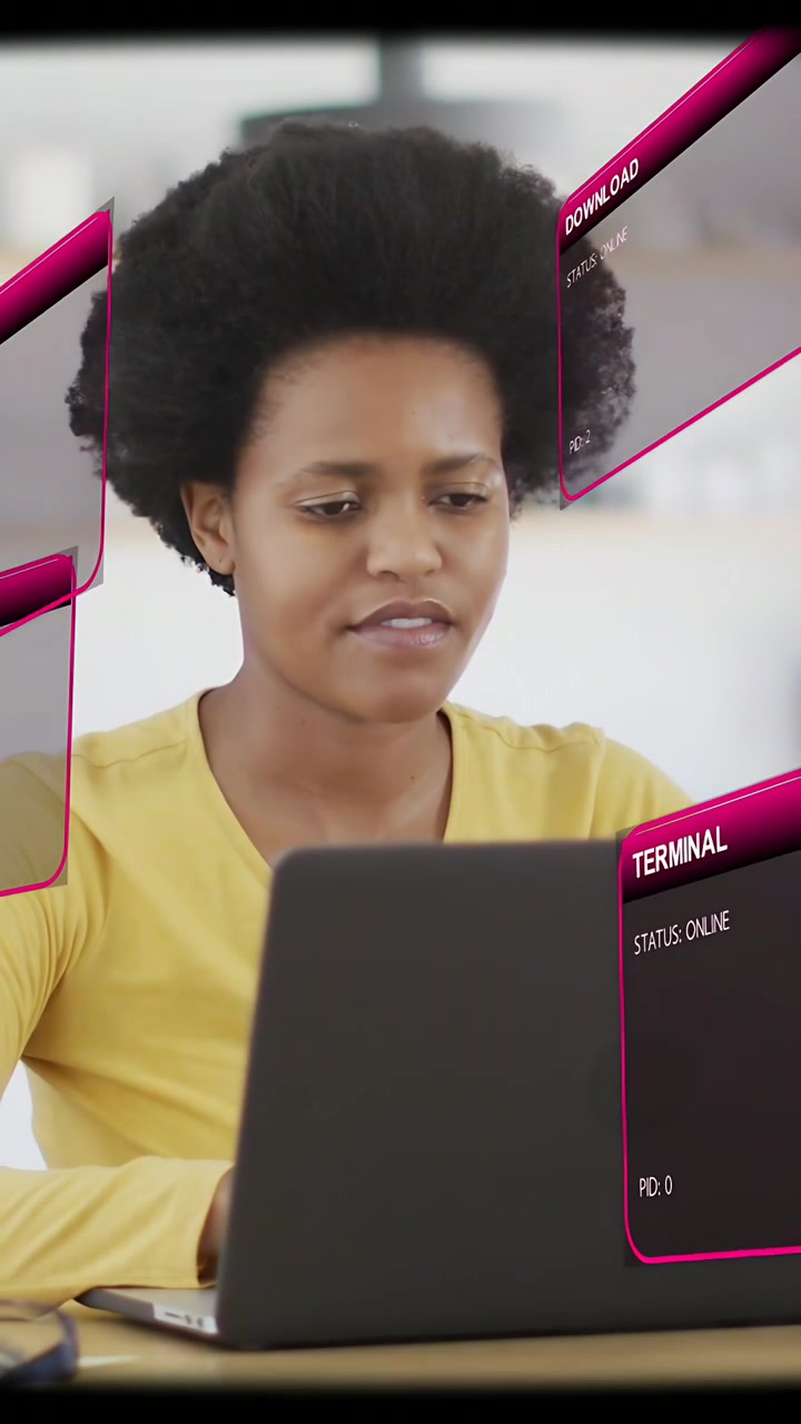 Vídeo vertical: Mulher digitando no laptop na mesa, ativando painéis magenta e verificando alertas de vírus
