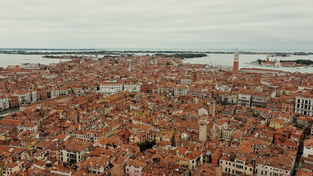 una vista aérea de venecia, italia