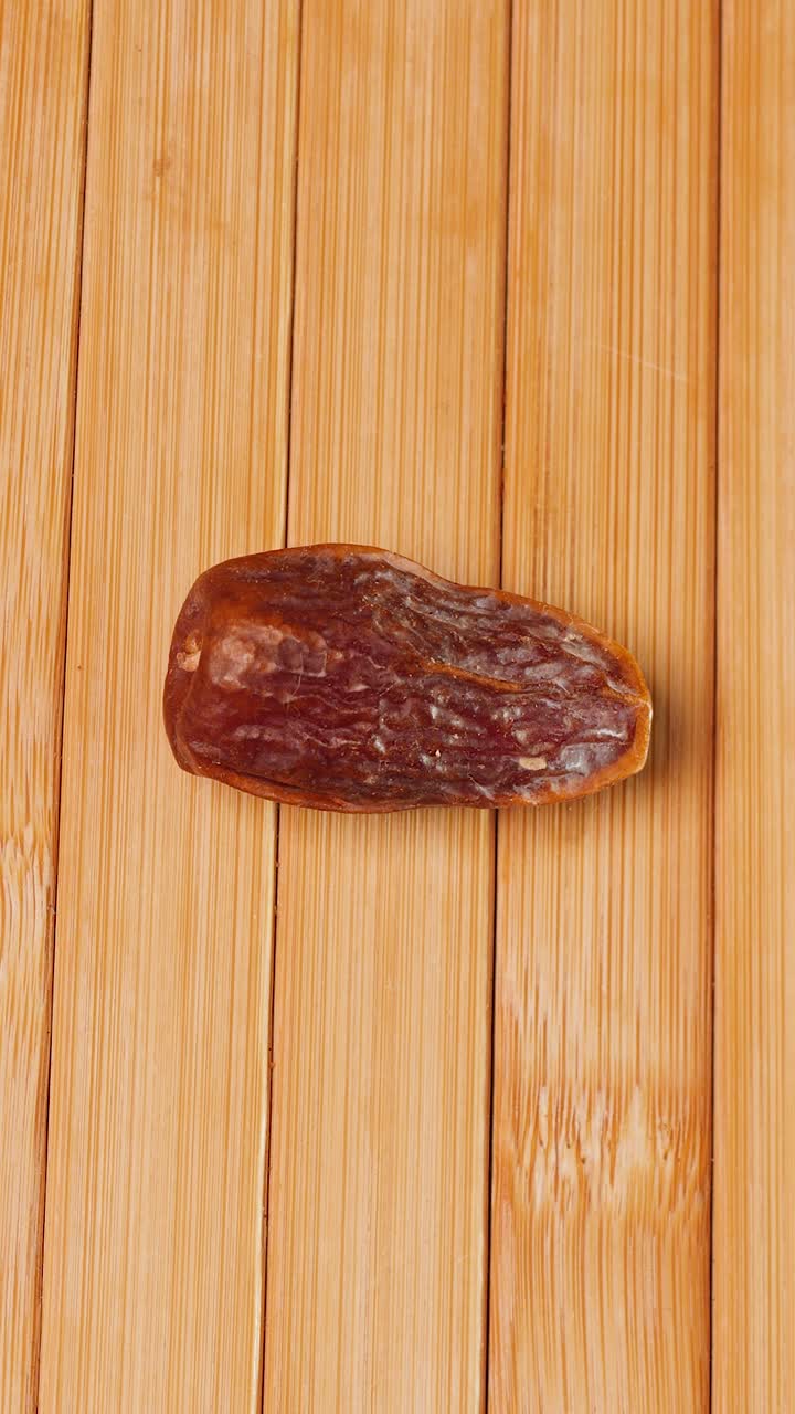 메드 팔레스타인 날짜 수직