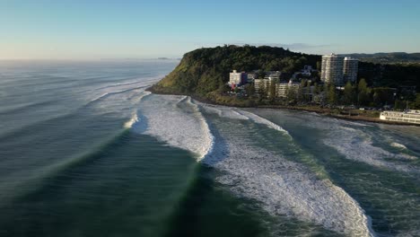 Left-to-right-wide-aerial-over-Burleigh-Heads,-Gold-Coast,-Australia