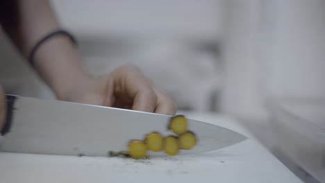 cortar las zanahorias