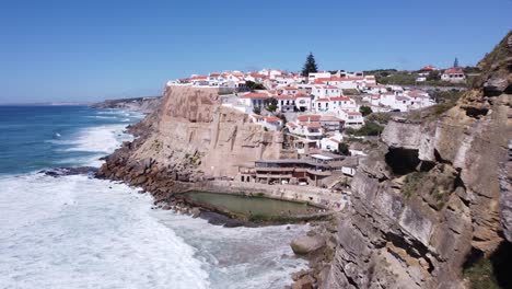 Azenhas-Do-Mar,-Sintra,-Portugal-Die-Ozeanpools