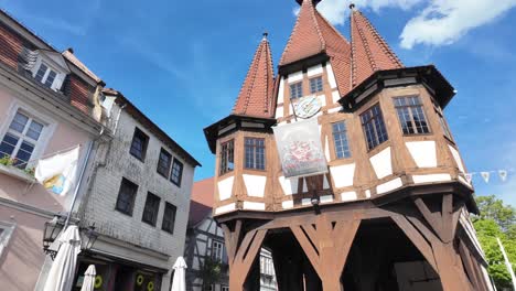 niemcy miasto michelstädter, budynek rathaus