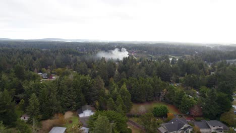 4K-aerial-drone-shot-overlooking-Bandon,-Oregon