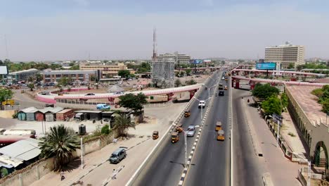 Kurz-Vor-Der-Brücke-Im-Bundesstaat-Kano-In-Nigeria