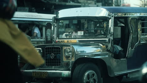 jeepney traffic in a philippine city