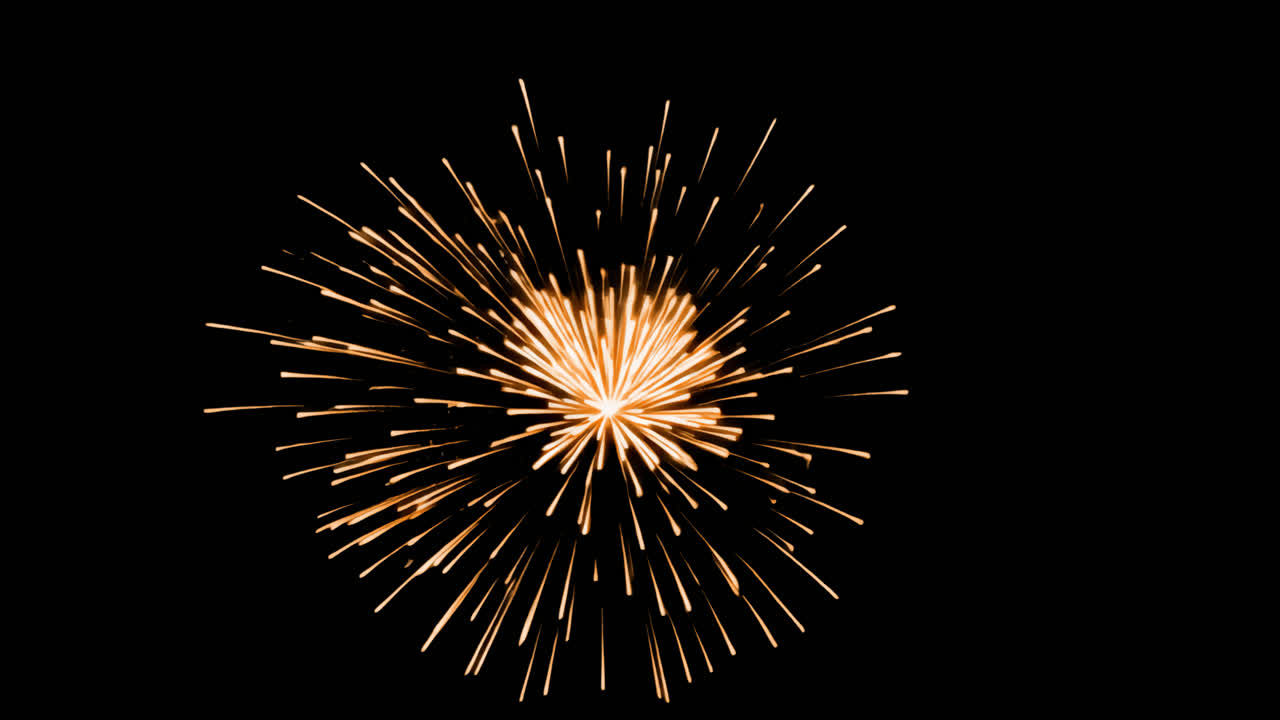 Sovrapposizione animata di vivaci fuochi d'artificio per festeggiamenti, video 4K trasparente, canale alfa, ProRes