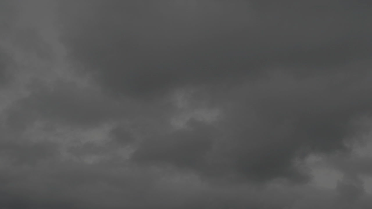 Lampo di un fulmine. Fulmine nel cielo