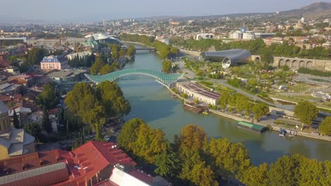 Tiflis-Ist-Die-Hauptstadt-Des-Landes-Georgien