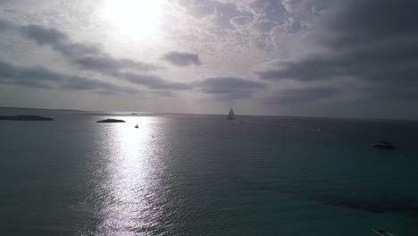 rayos de sol reflejos velero