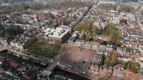 Panoramic-View-Over-Ossenmarkt,-Guyotplein,-Groningen,-The-Netherlands---drone-shot