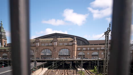 Slider-Timelapse-Of-Hamburg-Hauptbahnhof--During-Day