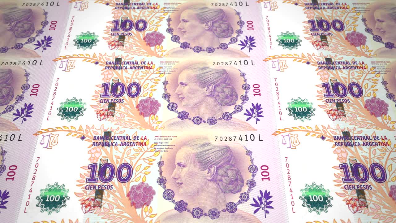 아르헨티나 공화국의 100 페소 지폐, 현금, 루프