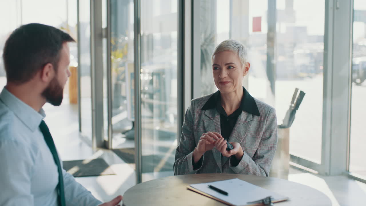 자동차 대리점 판매 회의