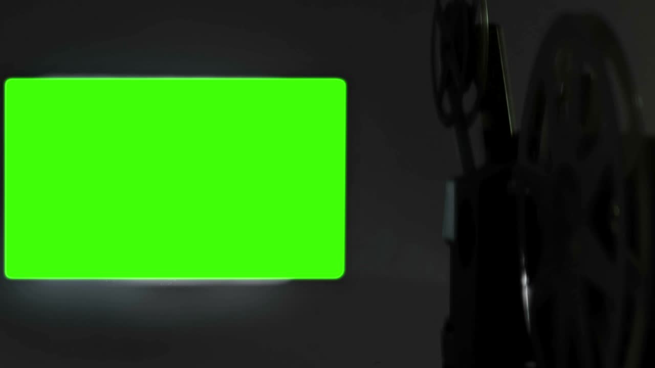 proyector de películas viejas con relación de aspecto 16 x 9 clave de croma fondo de pantalla verde y efecto parpadeo, estilo vintage