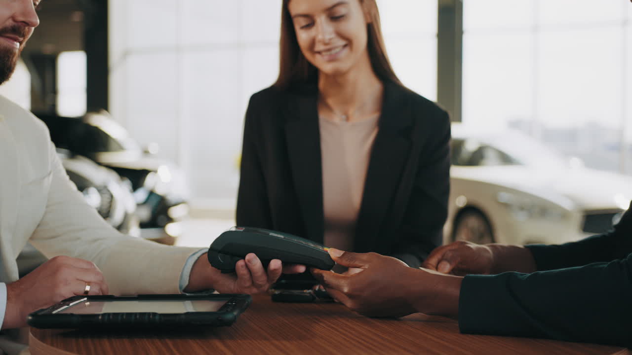 transacção de concessionário de automóveis