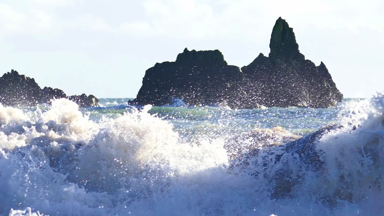 Ireland Atlantic storm dramatic waves and high seas batter the coast of Waterford