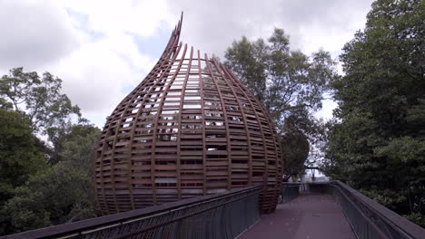 Eine-Riesige-Schlammspringer-Hülse-Im-Feuchtgebietsreservat-Sungei-Buloh,-Eine-Wunderschöne-Touristenattraktion---Nahaufnahme