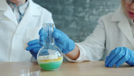 science experiment with fe2o3