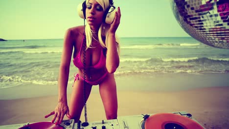 Beach-DJ-TL-25