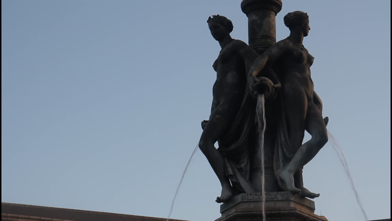 Statua della Fontana